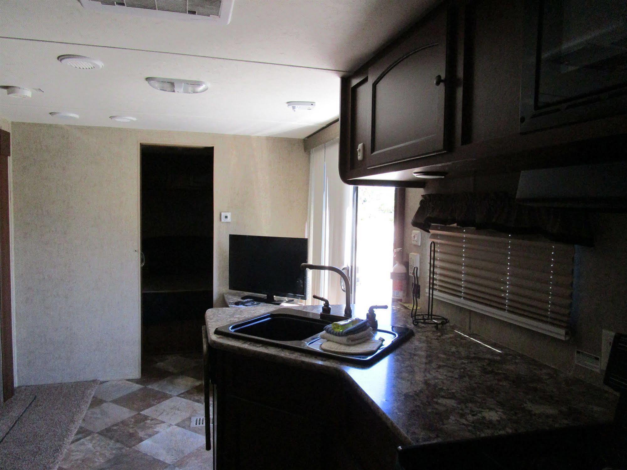 Fiesta Key Rv Resort Premium Room 1 Layton Exteriér fotografie